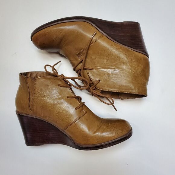 Torrid tan faux leather wedge booties lace up - Picture 1 of 8